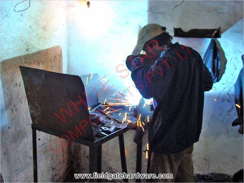 Field Gate Hardware manufacturers India Fieldgate Accessories exporters in India Punjab Ludhiana